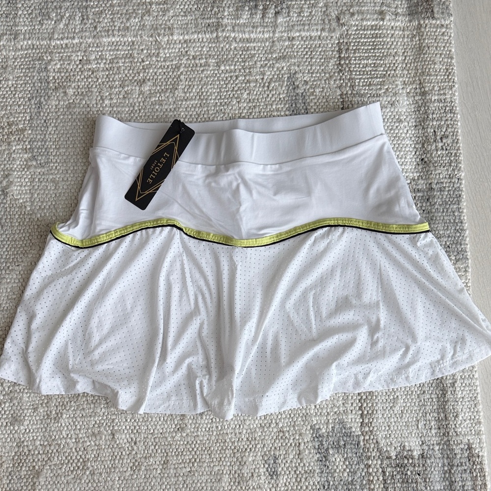 L’etoile White Tennis Skirt with Yellow Accent